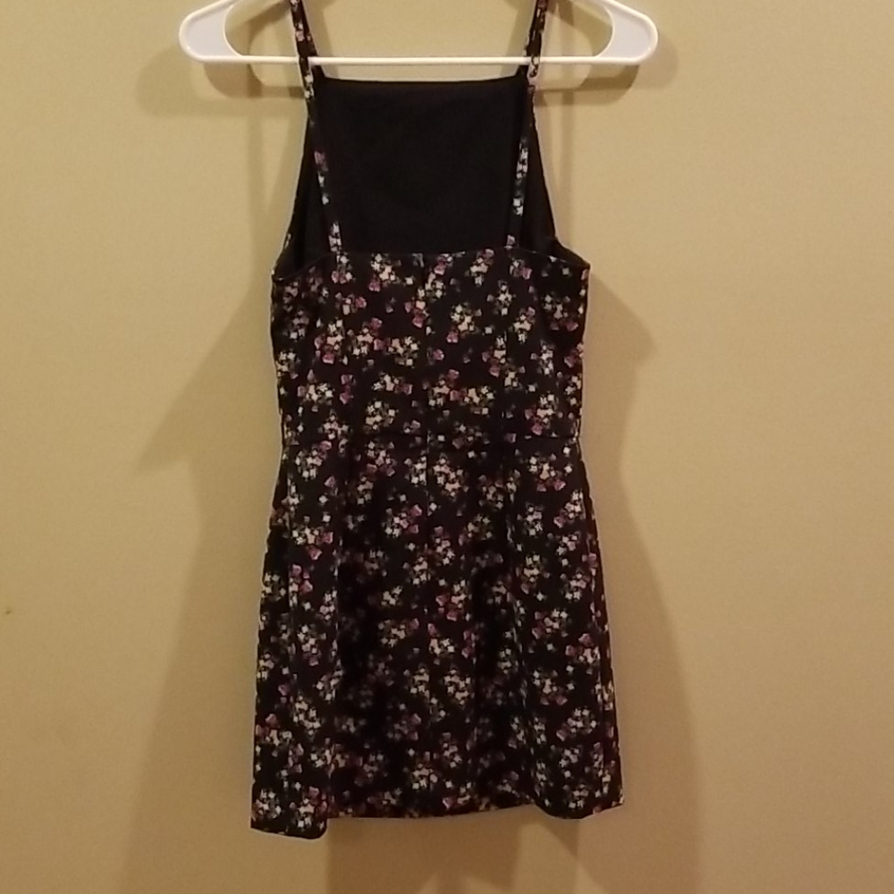 Mini dress - Picture 2 of 2